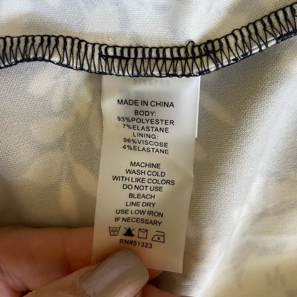 New VINCE CAMUTO Sheath Dress Sz M NWT - Picture 5 of 6